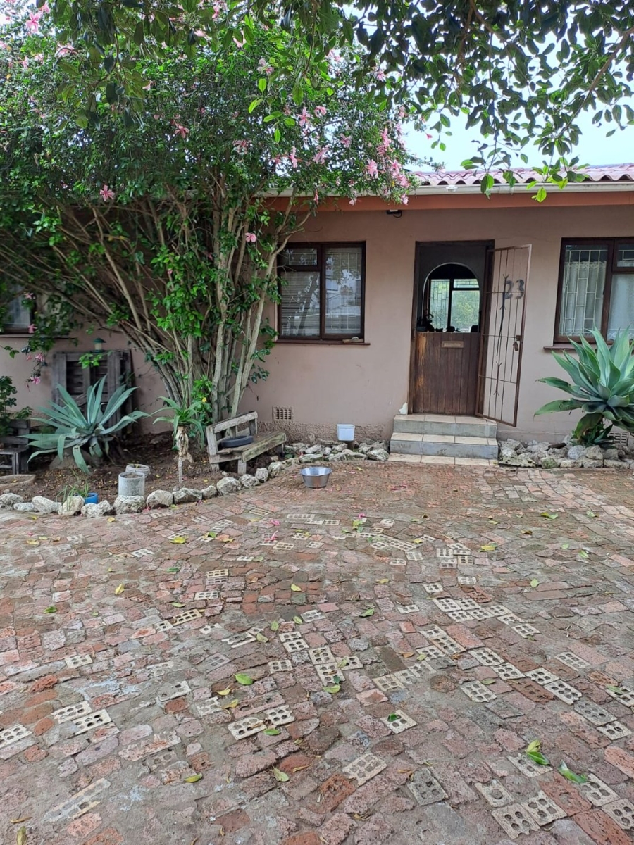 4 Bedroom Property for Sale in Stilbaai Oos Western Cape